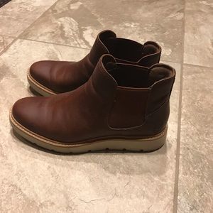 Women’s Timberland casual slide on booties.